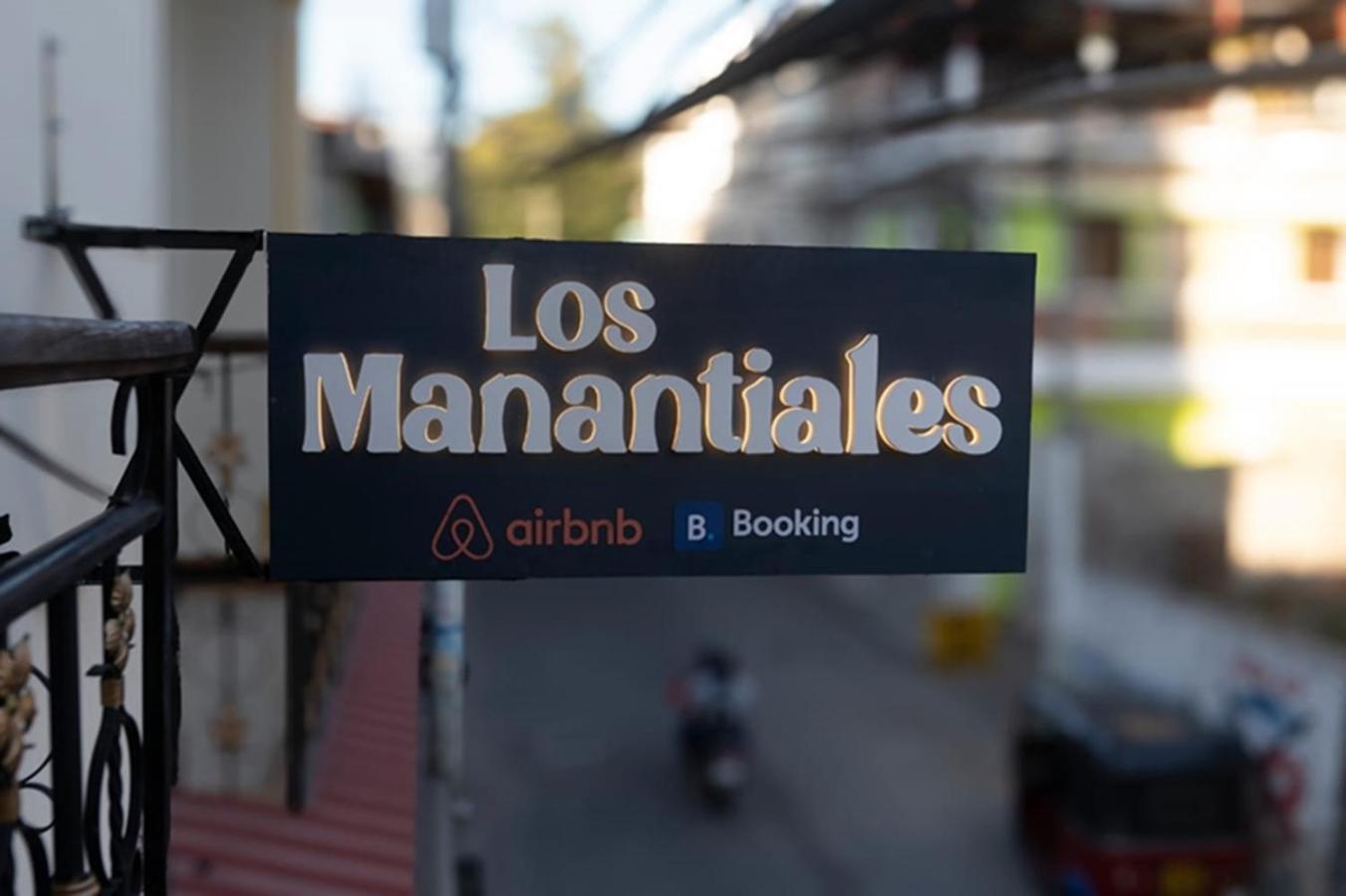 Hotel Los Manantiales Panajachel Exterior foto